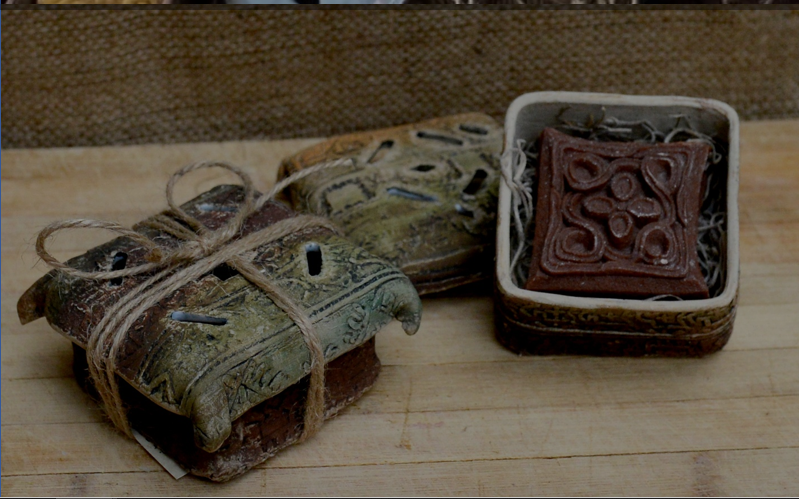Ceramic Soap Dish + Soap - AVETISYAN ARTISAN SOAPS | Fresh Handmade Cosmetics with Armenian Techniques | Vegetarian & Cruelty Free | AVETISYAN