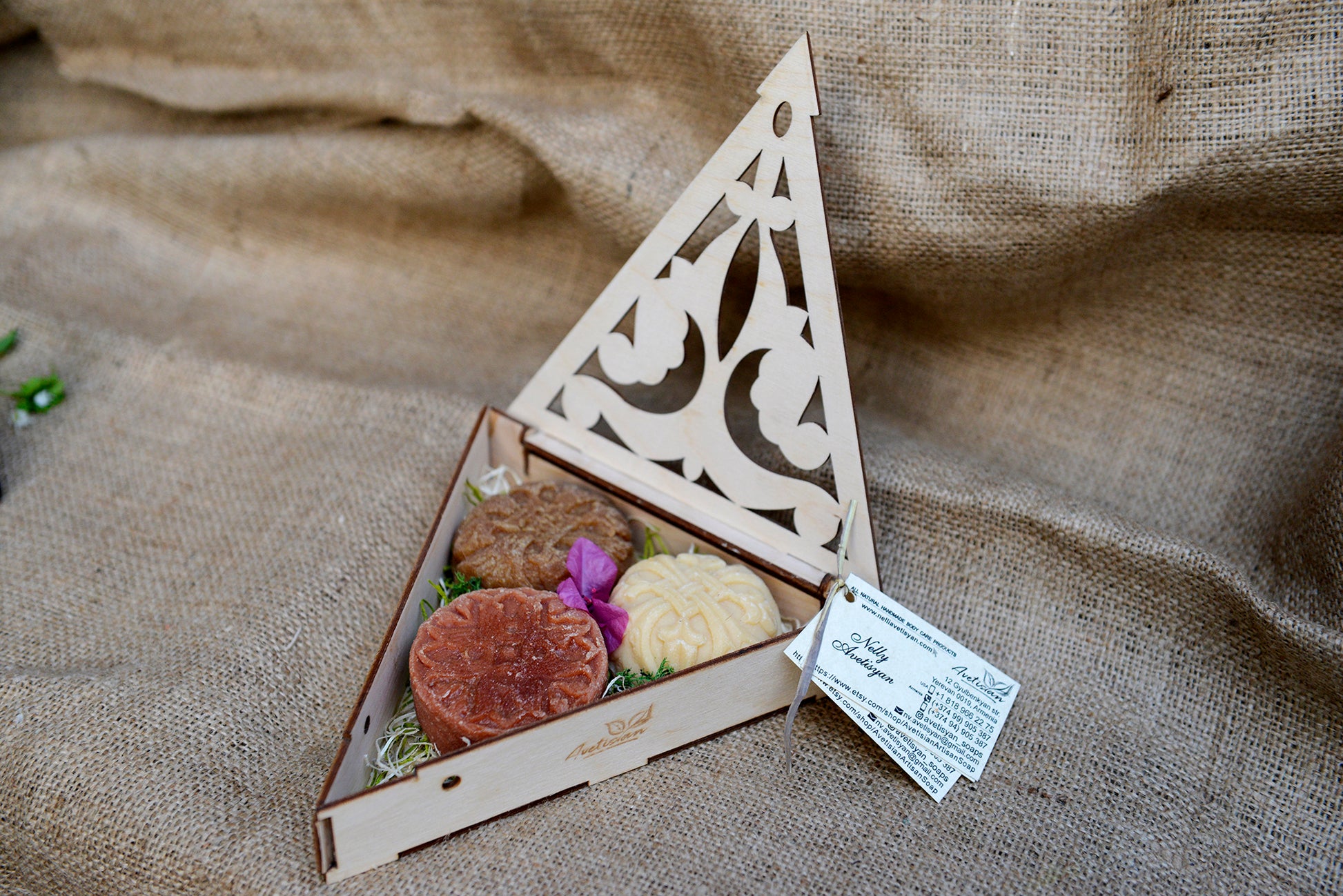 Siri-Siri (Love Me) Gift Set - AVETISYAN ARTISAN SOAPS | Fresh Handmade Cosmetics with Armenian Techniques | Vegetarian & Cruelty Free | AVETISYAN